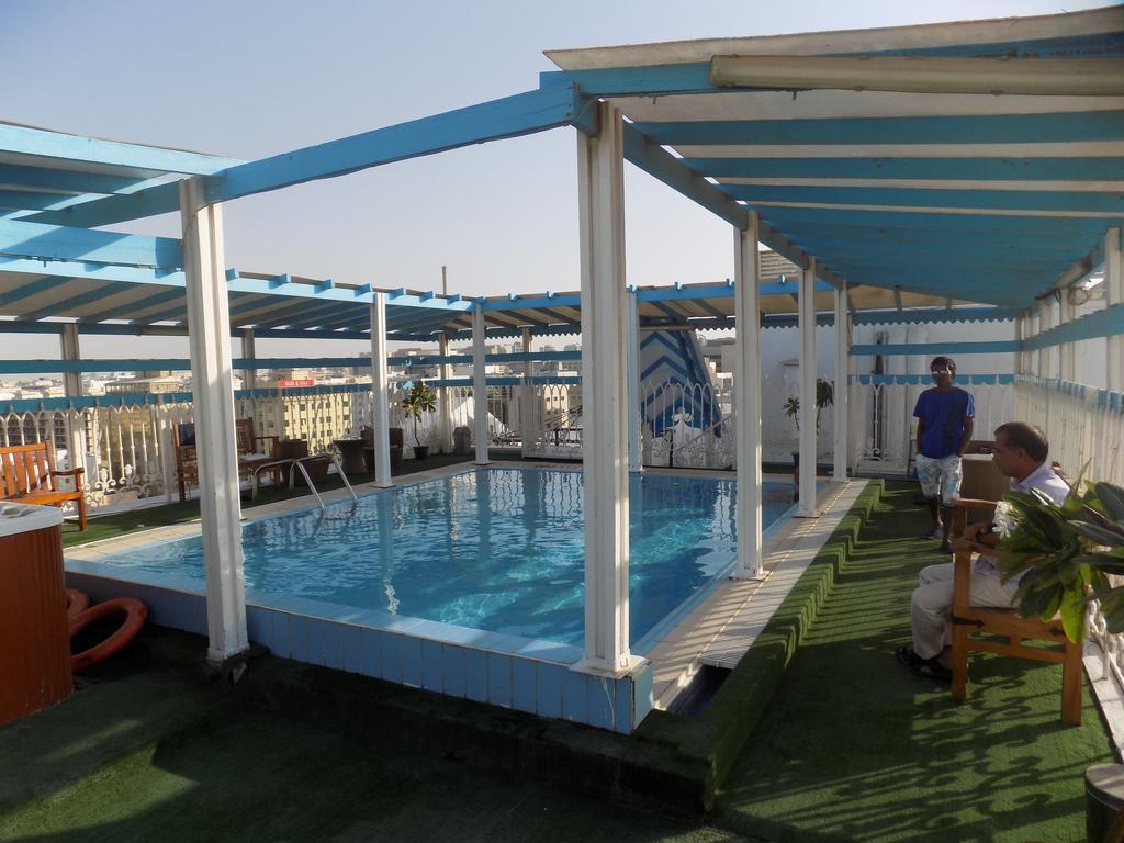 Dream Palace Hotel Dubaï Extérieur photo