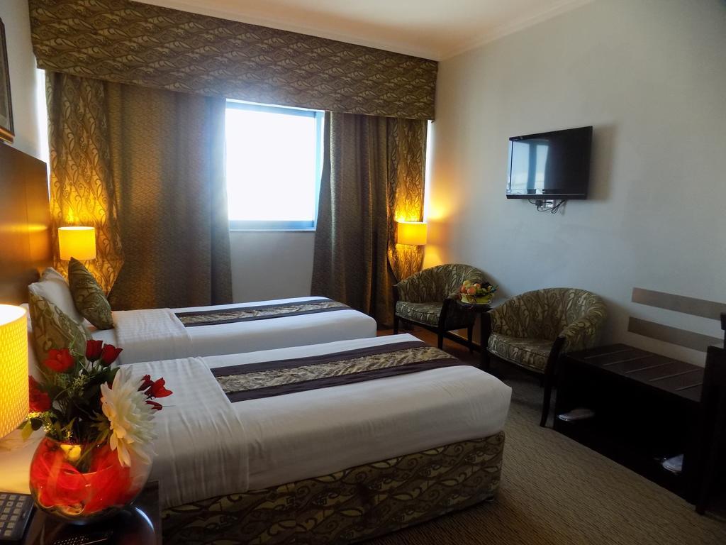 Dream Palace Hotel Dubaï Extérieur photo