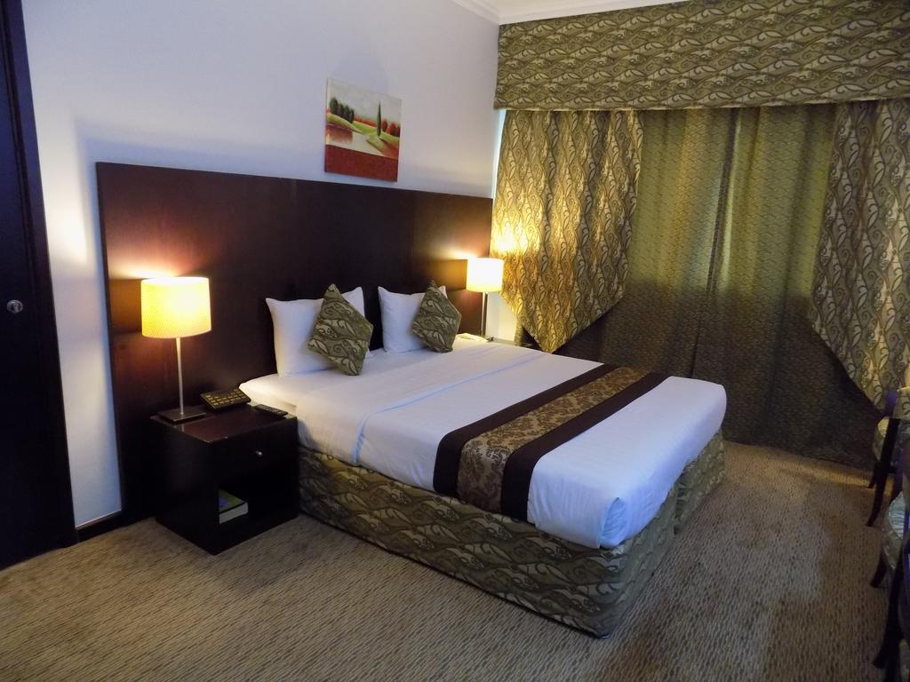 Dream Palace Hotel Dubaï Extérieur photo