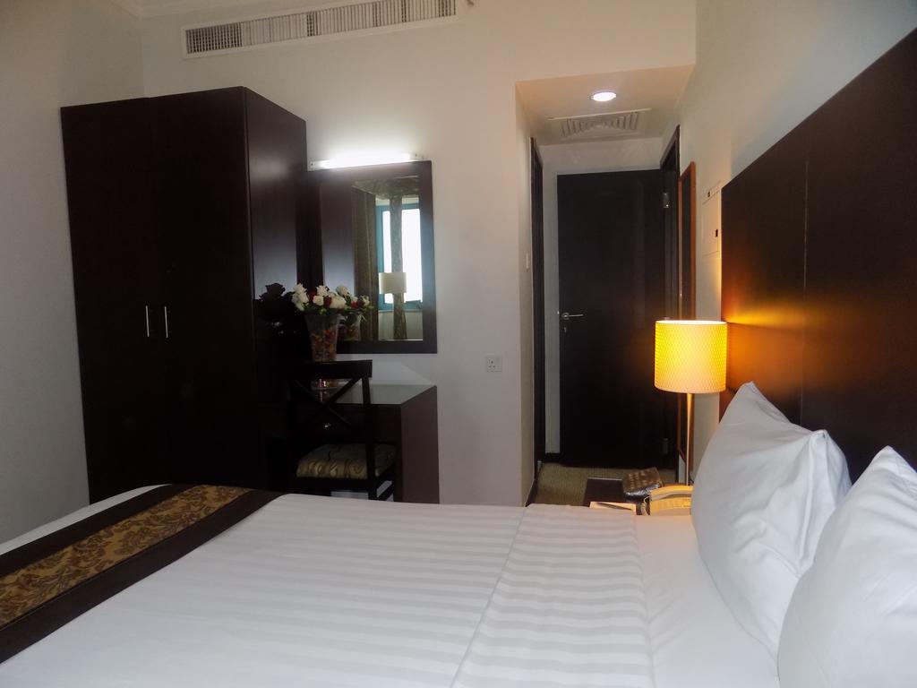 Dream Palace Hotel Dubaï Extérieur photo