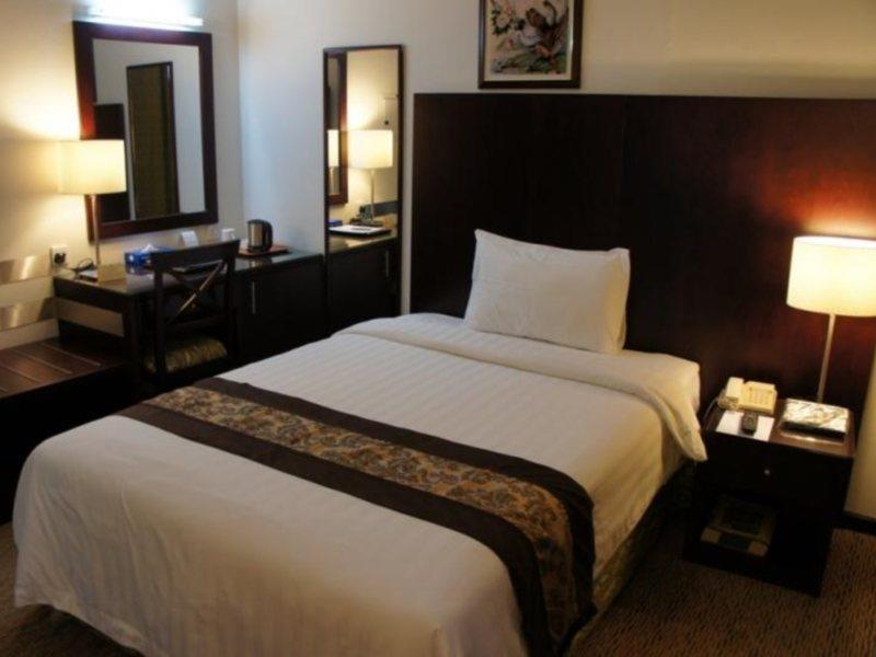 Dream Palace Hotel Dubaï Extérieur photo
