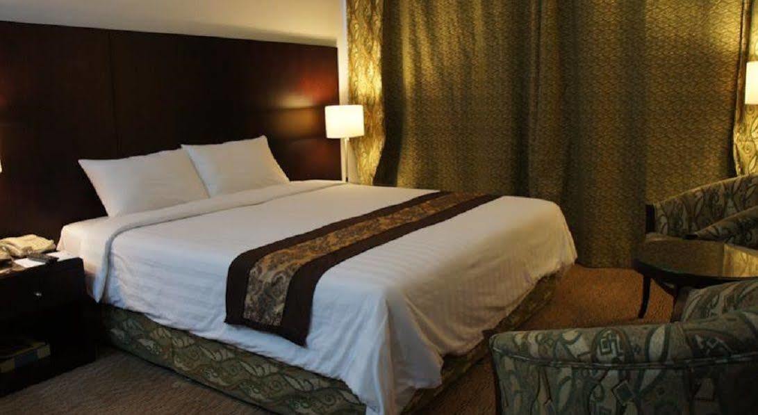 Dream Palace Hotel Dubaï Extérieur photo